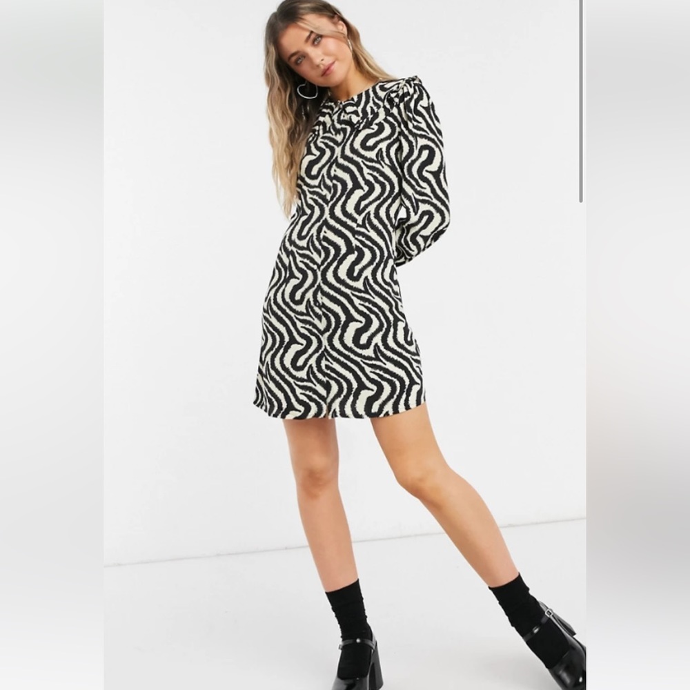 Glamorous shift dress NWT